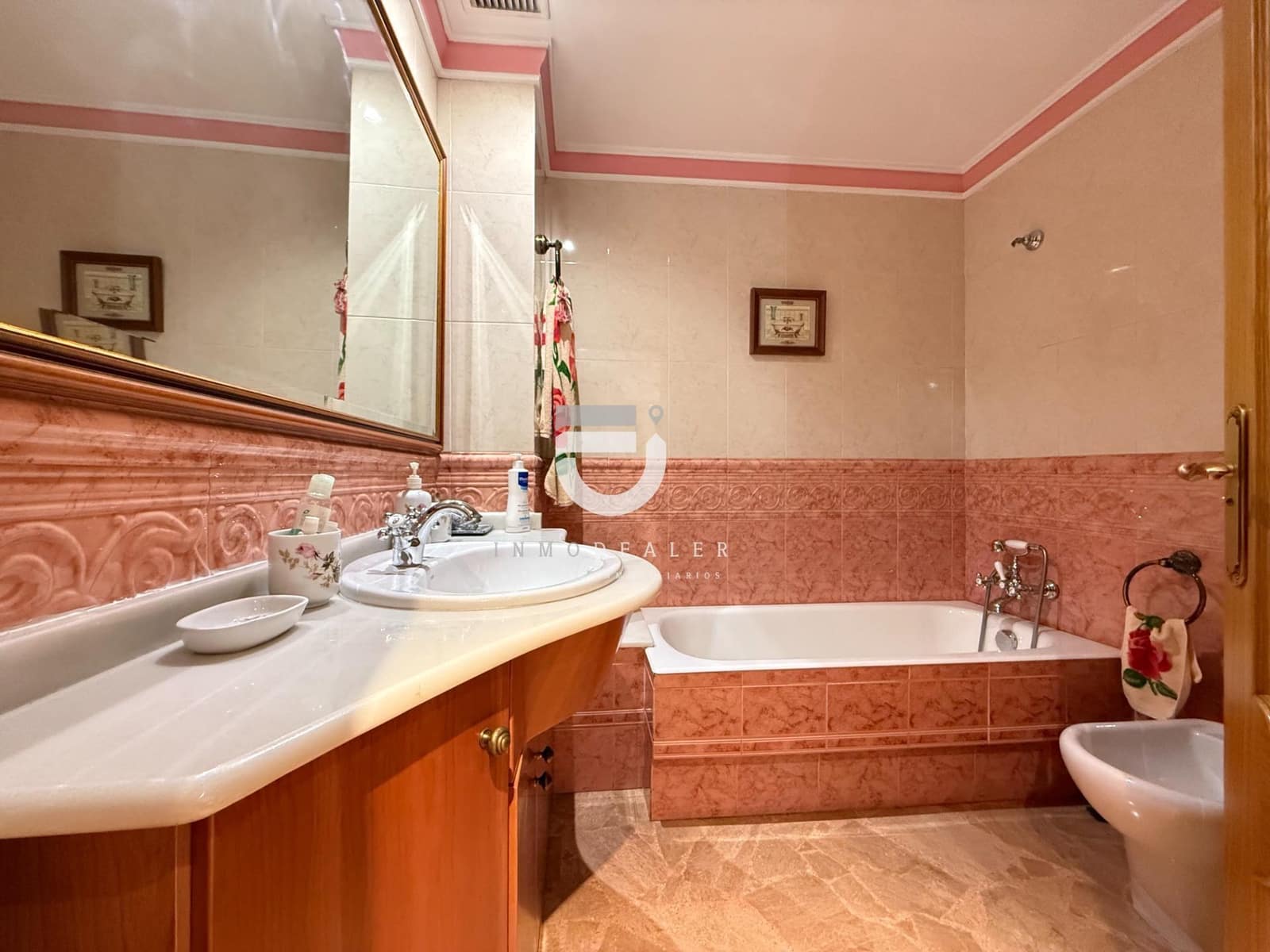 5 slaapkamer Villa te koop in Gandia met garage - € 699.000 (Ref: 8817905)