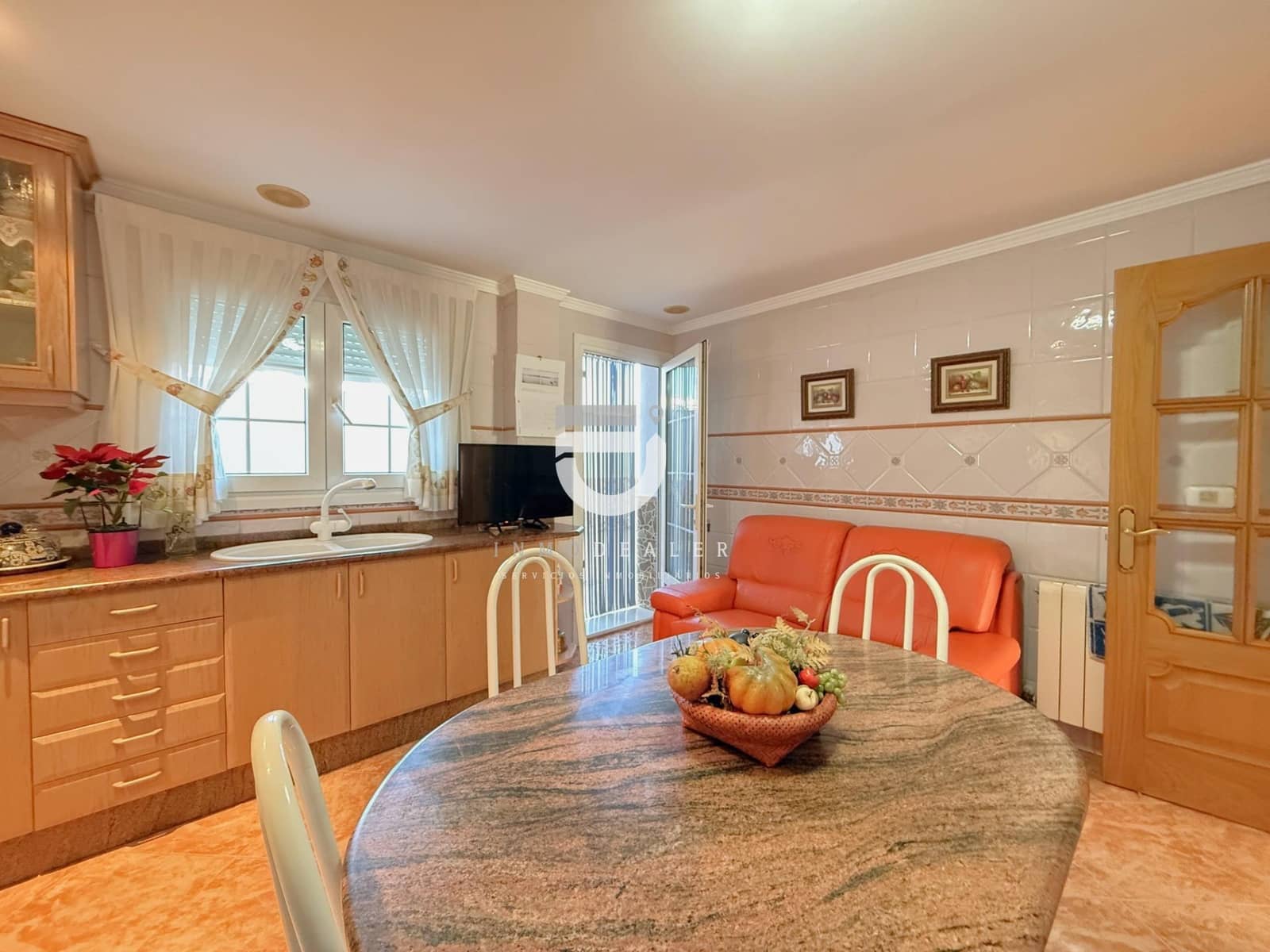 5 slaapkamer Villa te koop in Gandia met garage - € 699.000 (Ref: 8817905)