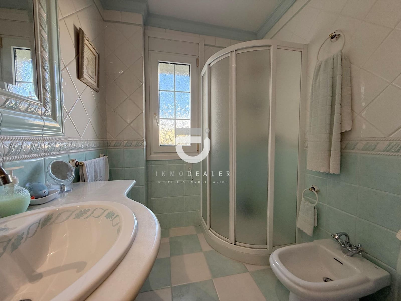 5 slaapkamer Villa te koop in Gandia met garage - € 699.000 (Ref: 8817905)