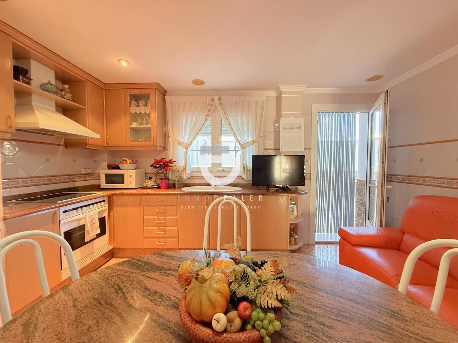 5 slaapkamer Villa te koop in Gandia met garage - € 699.000 (Ref: 8817905)