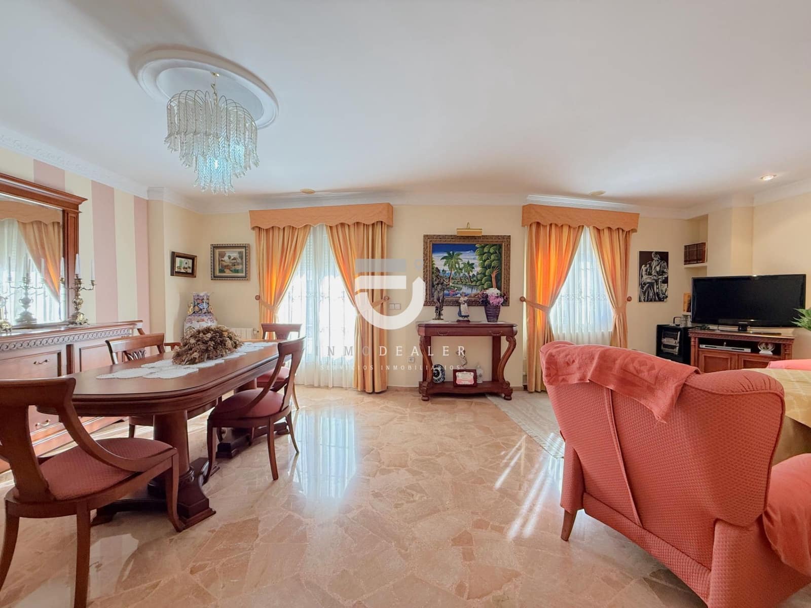 5 slaapkamer Villa te koop in Gandia met garage - € 699.000 (Ref: 8817905)