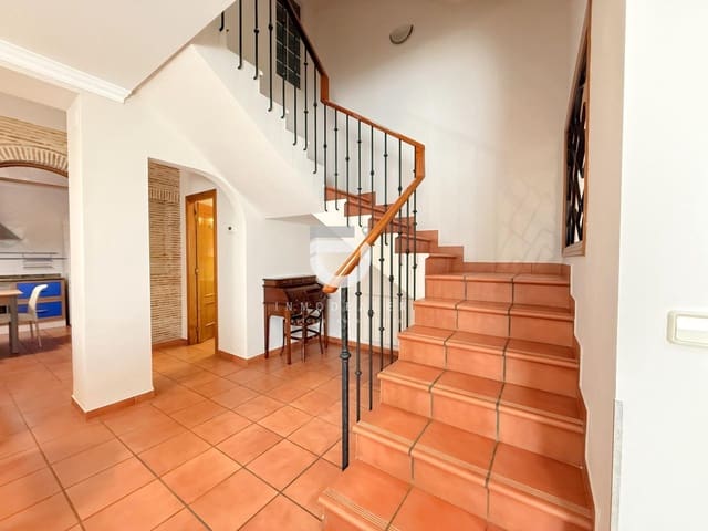 3 makuuhuone Omakotitalo myytävänä paikassa Gandia - 230 000 € (Ref: 8865128)