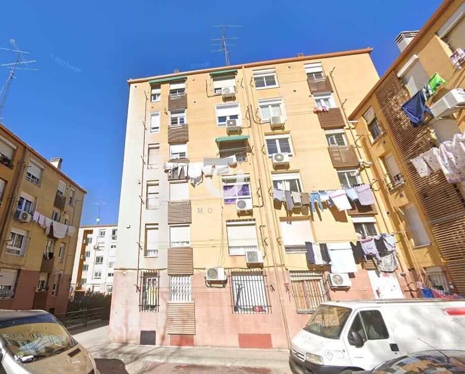 2 sovrum Lägenhet till salu i Madrid stad - 108 000 € (Ref: 8894739)