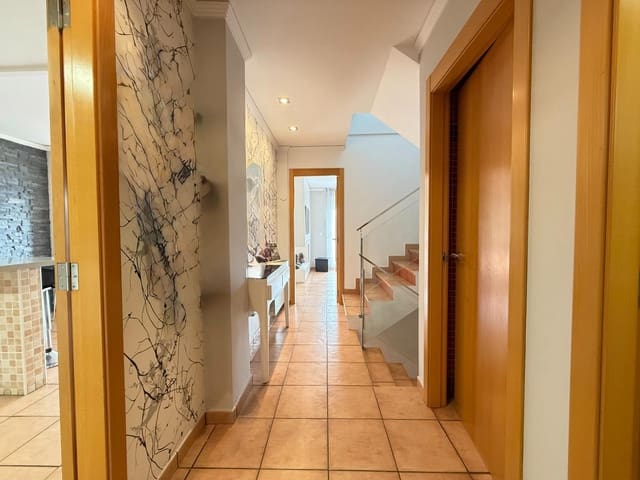 5 soveværelse Villa til salg i Marchuquera, Gandia med swimmingpool - € 359.000 (Ref: 8911158)