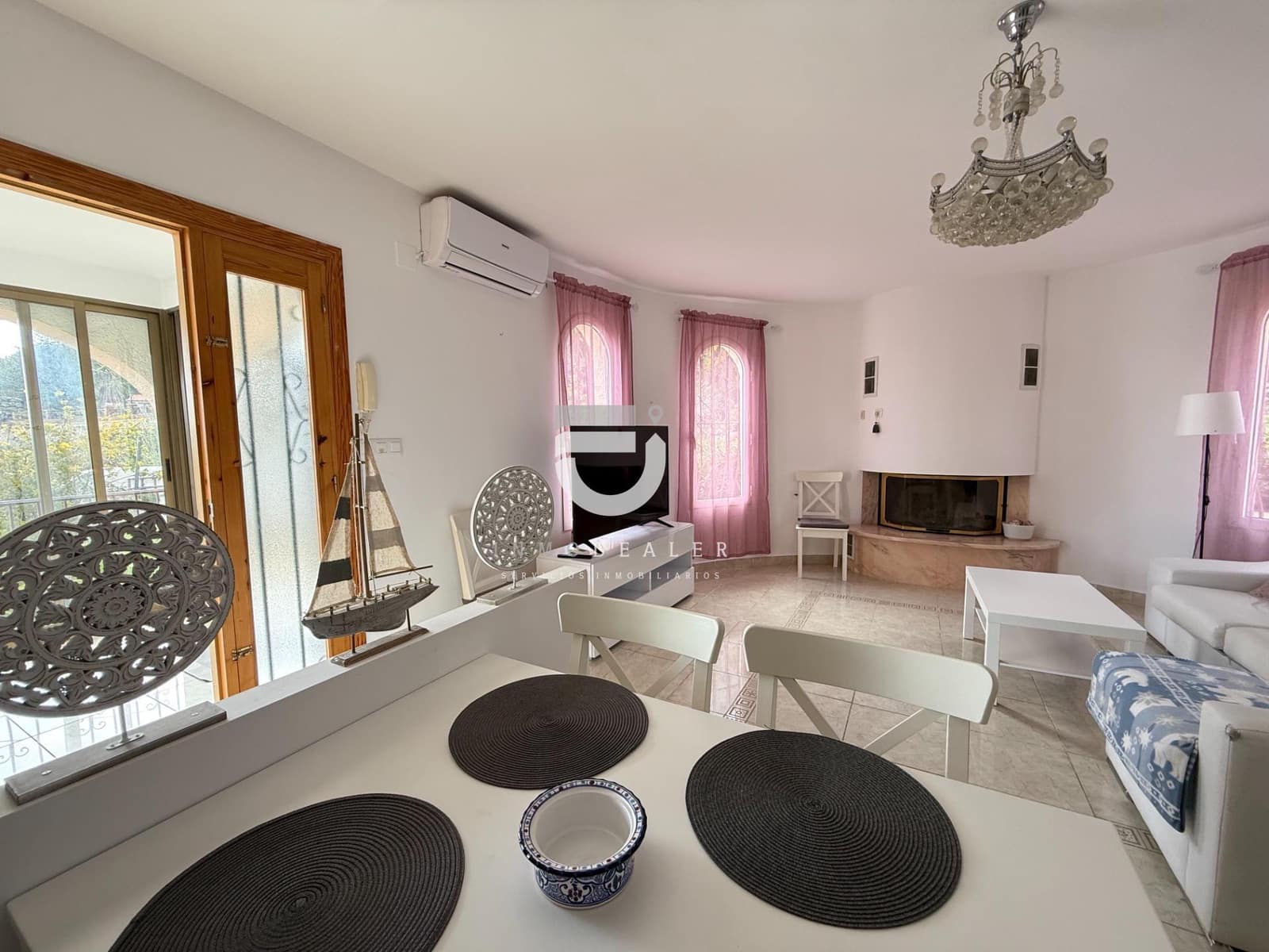 5 soveværelse Villa til salg i Gandia med swimmingpool - € 410.000 (Ref: 8913125)