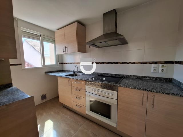3 bedroom Flat for sale in Miramar - € 125,000 (Ref: 9017231)