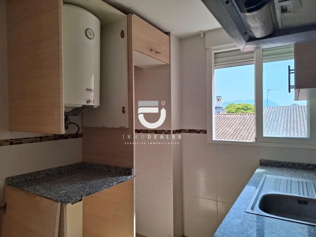 3 bedroom Flat for sale in Miramar - € 125,000 (Ref: 9017231)