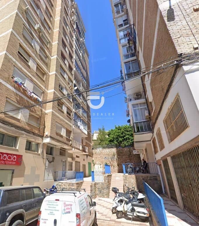 3 soverom Leilighet til salgs i Malaga by - € 124 000 (Ref: 9100880)