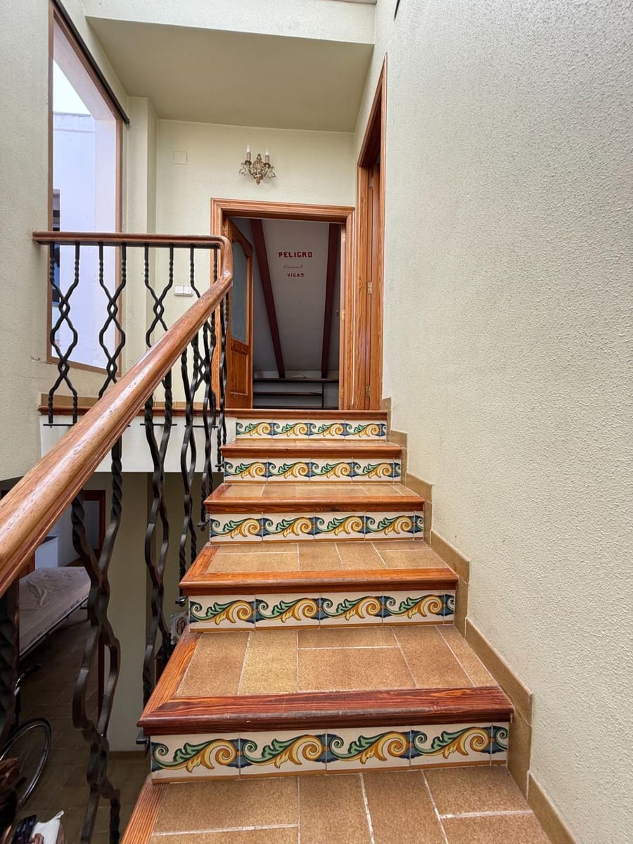 4 soveværelse Byhus til salg i Gandia - € 250.000 (Ref: 9108875)