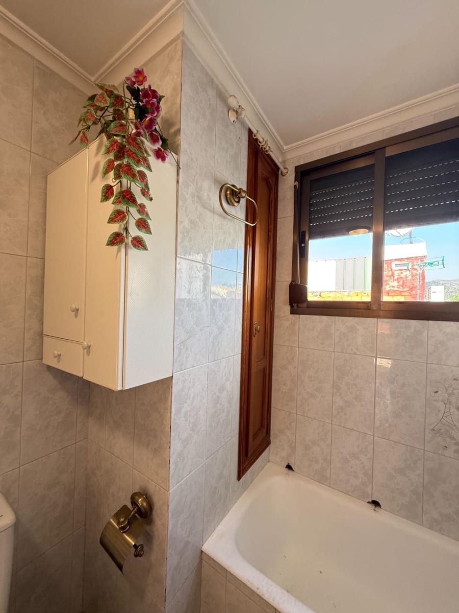 4 soveværelse Byhus til salg i Gandia - € 250.000 (Ref: 9108875)