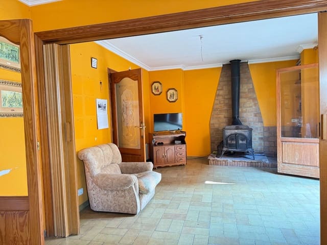 4 makuuhuone Omakotitalo myytävänä paikassa Benipeixcar, Gandia - 260 000 € (Ref: 9108875)