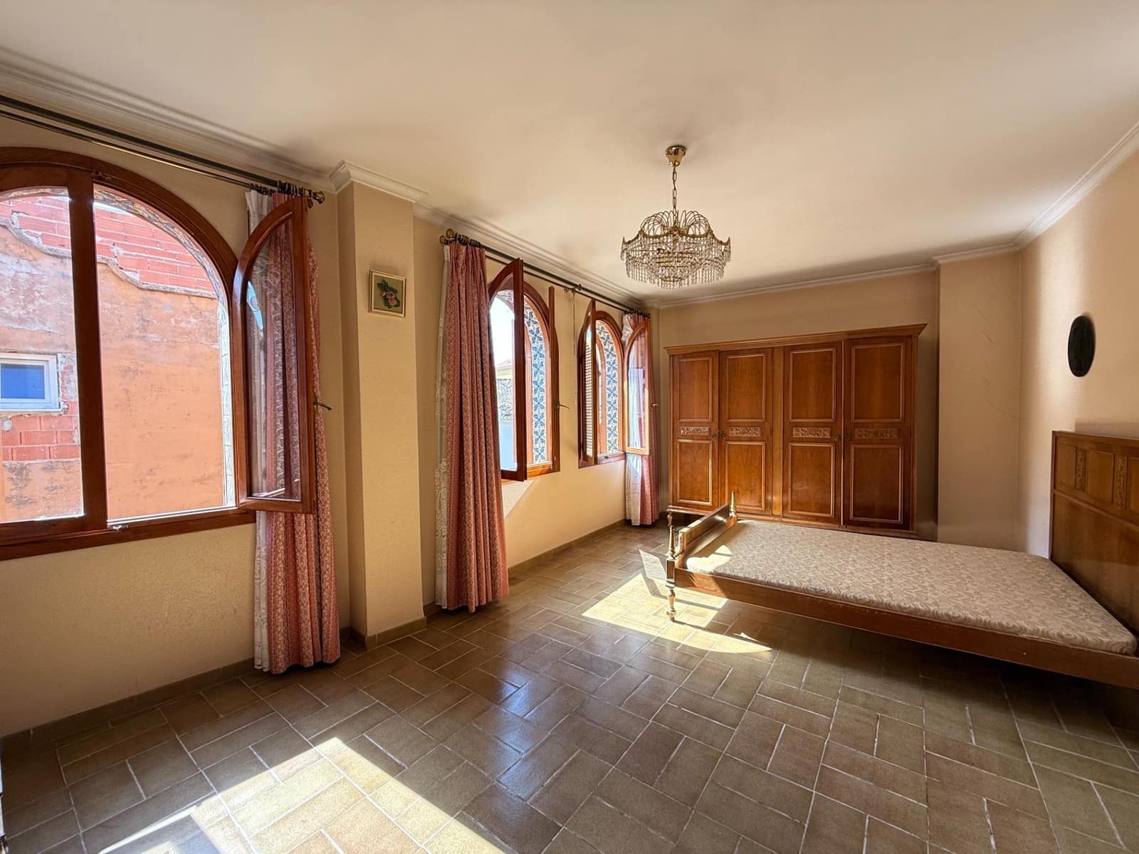 4 soveværelse Byhus til salg i Gandia - € 250.000 (Ref: 9108875)