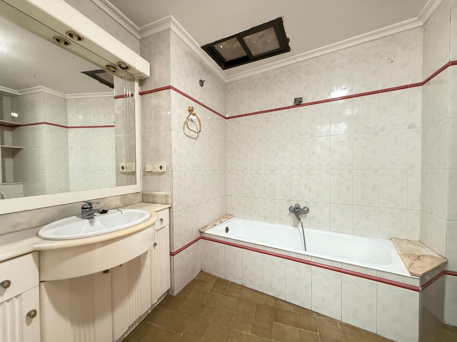 4 soveværelse Byhus til salg i Gandia - € 250.000 (Ref: 9108875)