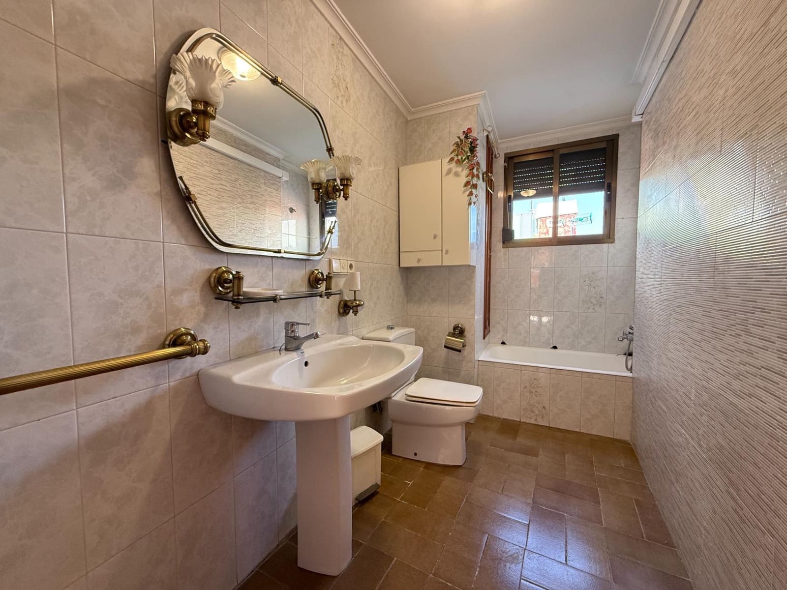 4 soveværelse Byhus til salg i Gandia - € 250.000 (Ref: 9108875)