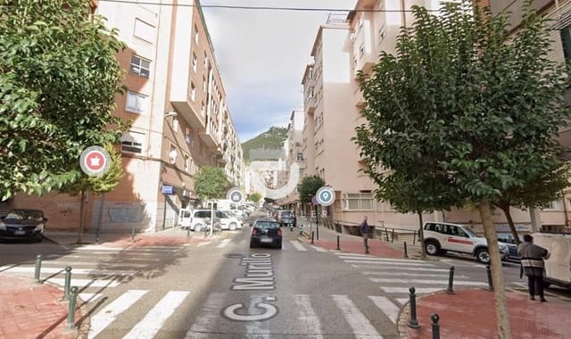 4 soveværelse Lejlighed til salg i Alcoy / Alcoi - € 68.000 (Ref: 9129907)