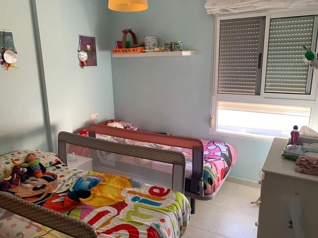 3 sypialnia Penthouse na sprzedaż w Pego z garażem - 300 000 € (Ref: 9134619)