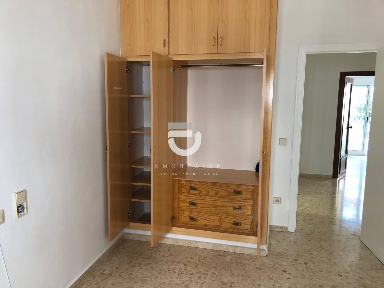 2 slaapkamer Finca/Landhuis te koop in Pinet - € 75.000 (Ref: 9137310)