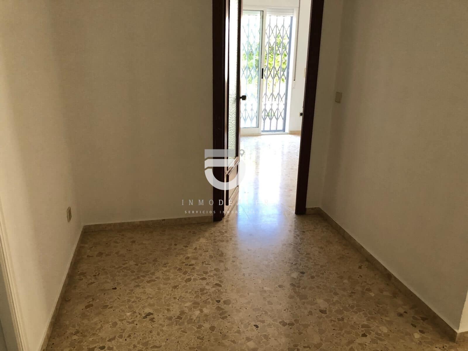 2 slaapkamer Finca/Landhuis te koop in Pinet - € 75.000 (Ref: 9137310)