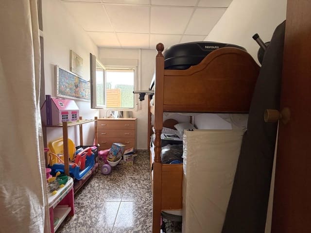 2 soverom Villa til salgs i Oliva med garasje - € 185 000 (Ref: 9174864)