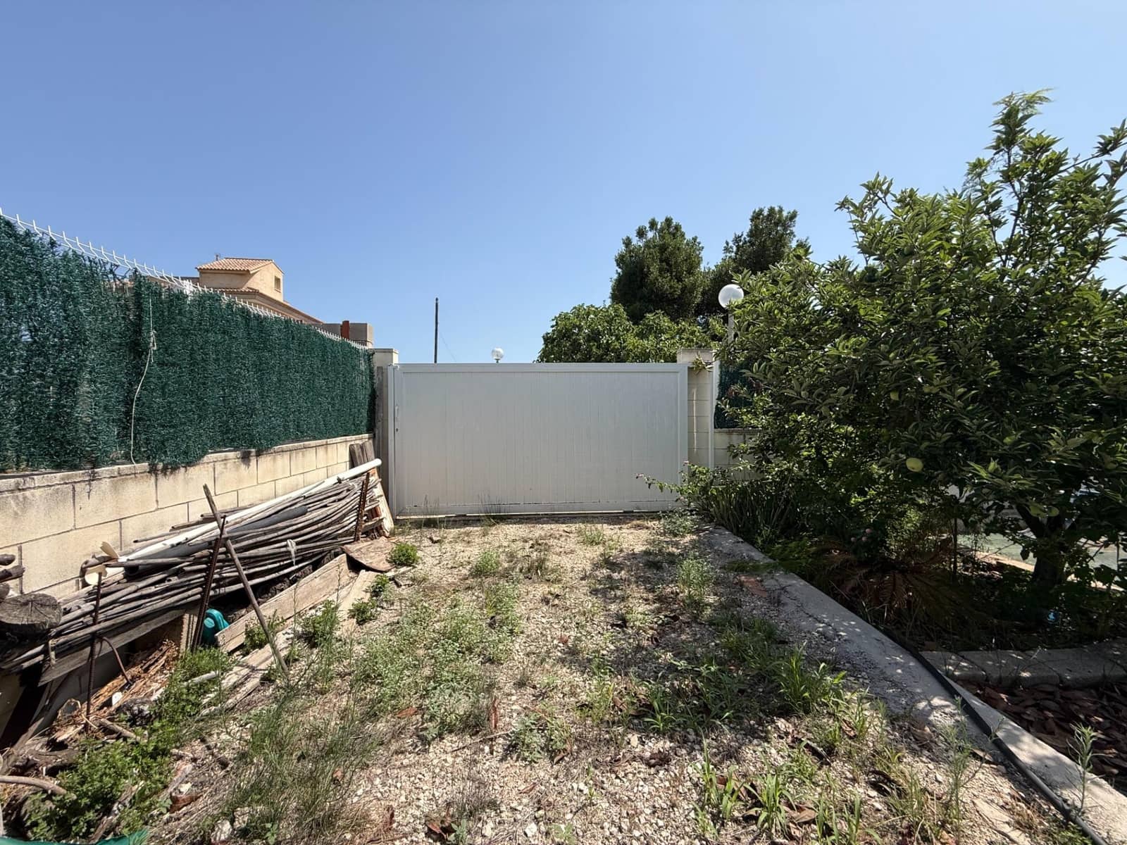 2 soverom Villa til salgs i Oliva med garasje - € 185 000 (Ref: 9174864)