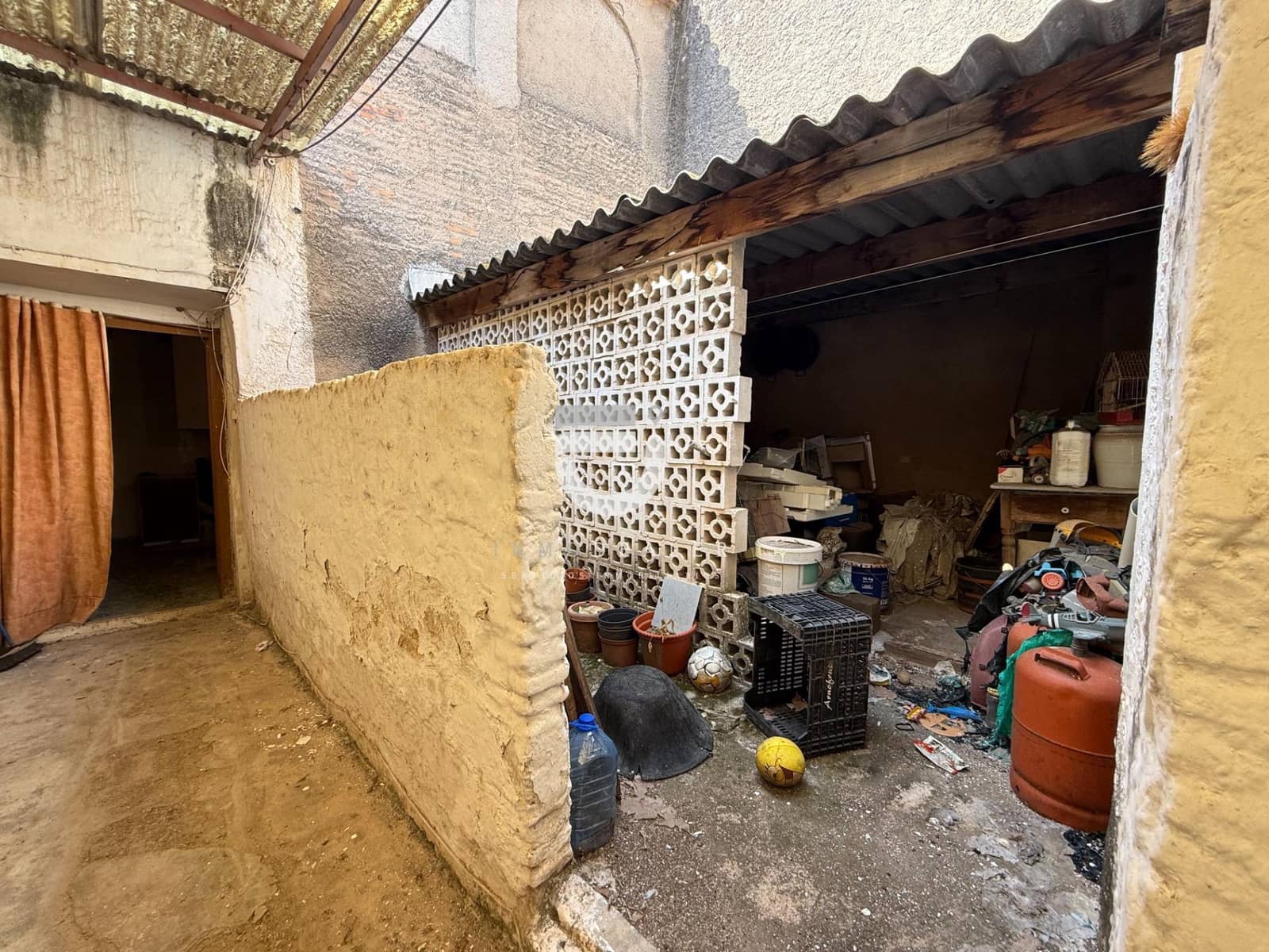 6 soveværelse Byhus til salg i Alqueria de la Comtessa - € 120.000 (Ref: 9204750)