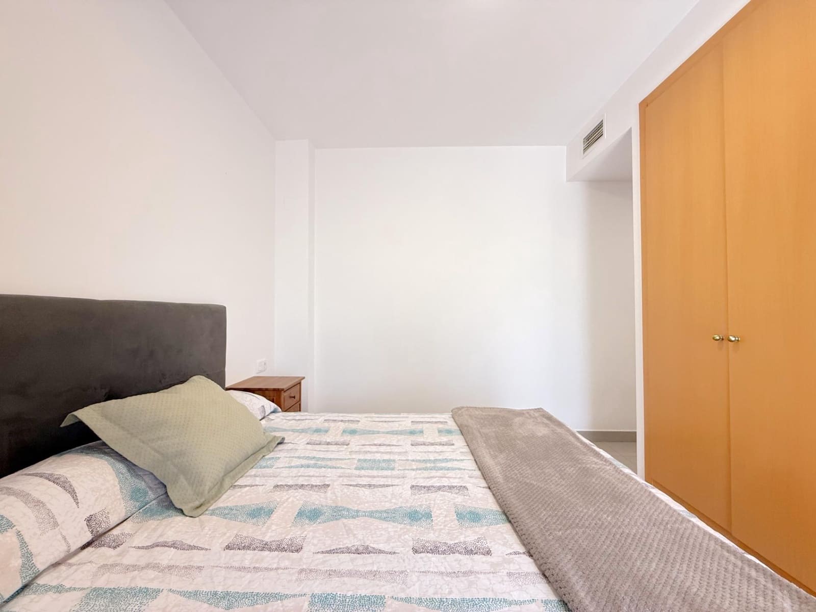 2 sovrum Lägenhet till salu i Gandia - 240 000 € (Ref: 9215250)