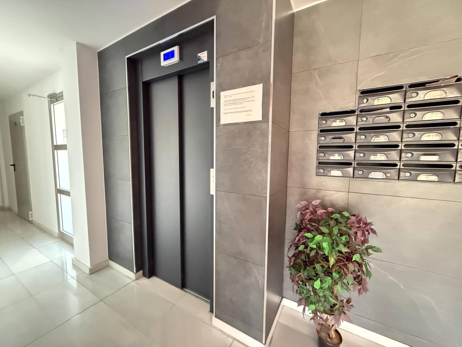 2 sovrum Lägenhet till salu i Gandia - 240 000 € (Ref: 9215250)