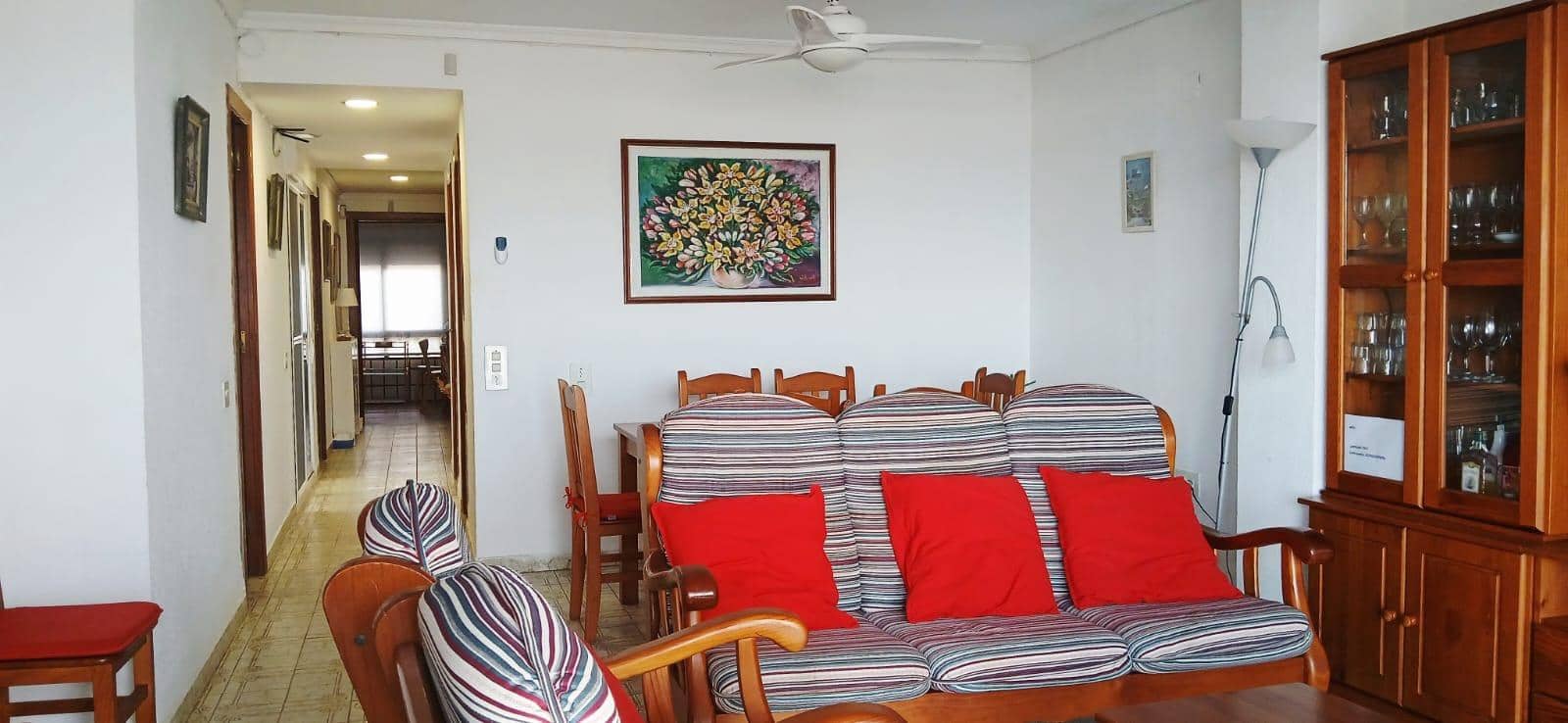 4 soveværelse Lejlighed til leje i Oliva - € 900 (Ref: 9220150)