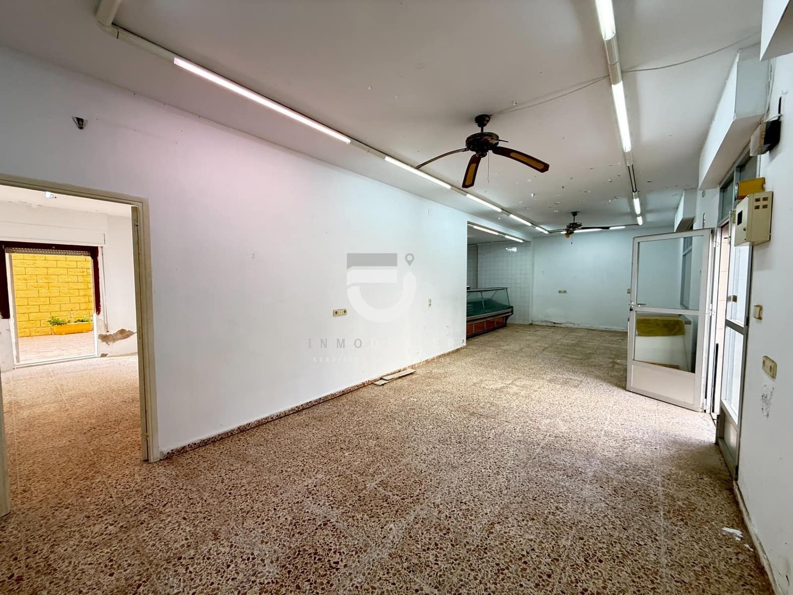 3 soverom Kommersiell til salgs i Miramar med svømmebasseng - € 110 000 (Ref: 9226908)