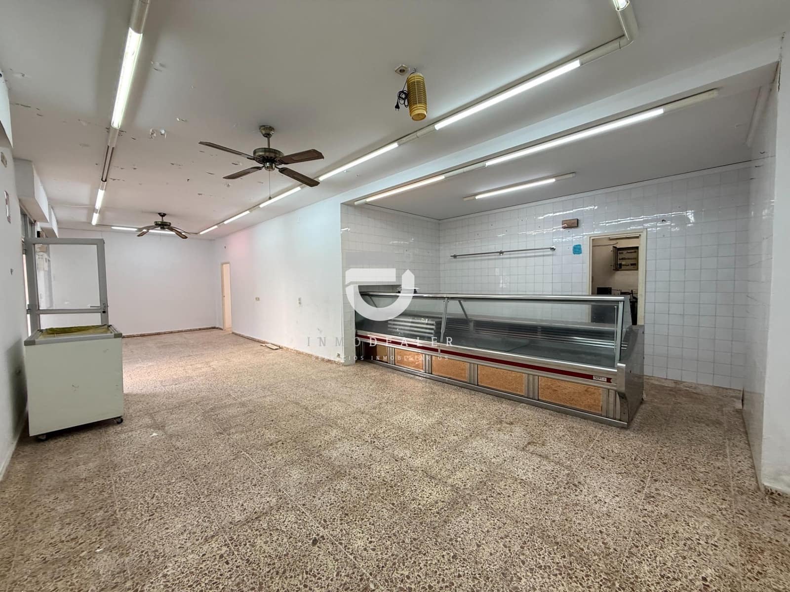 3 soverom Kommersiell til salgs i Miramar med svømmebasseng - € 110 000 (Ref: 9226908)