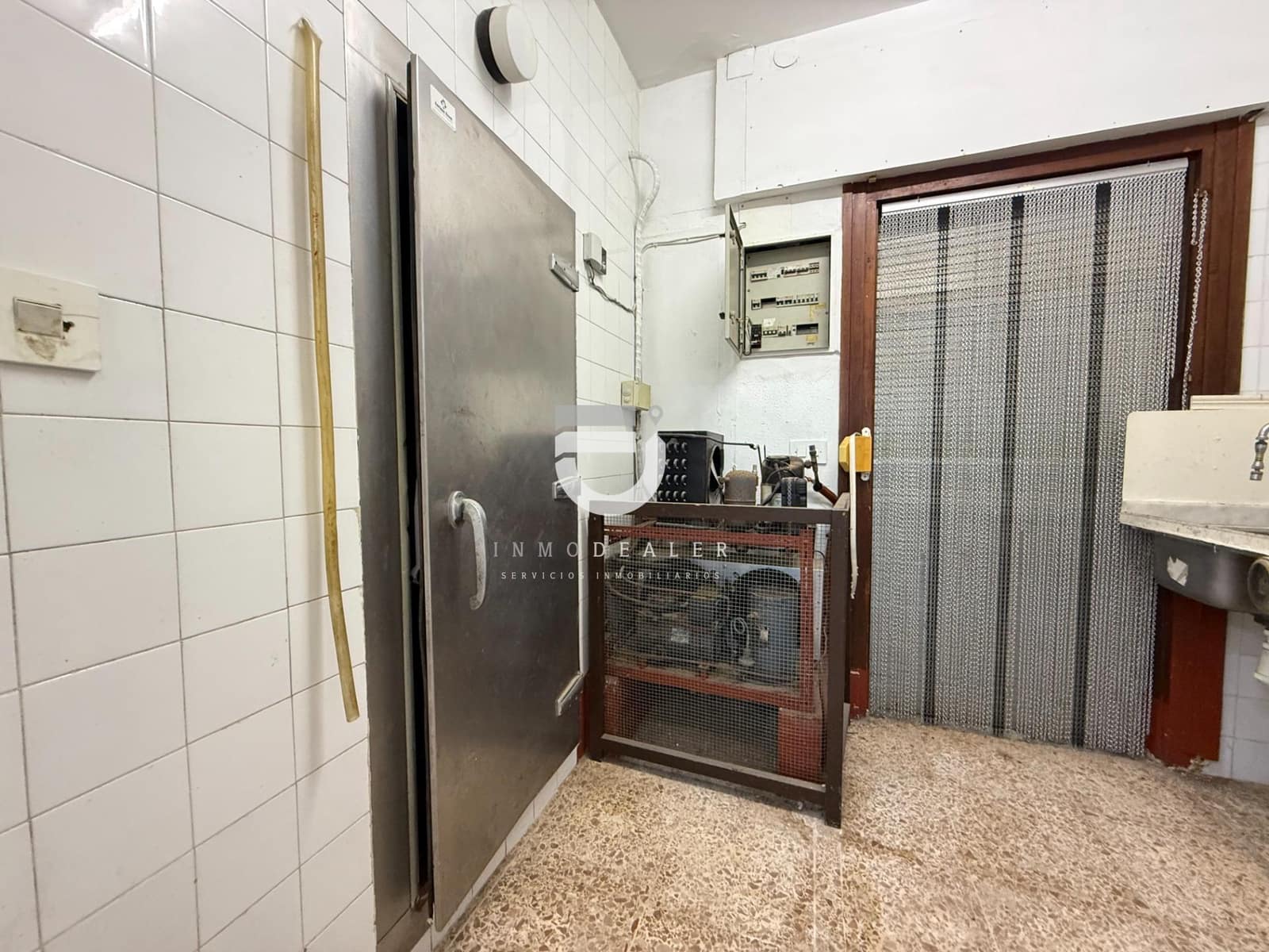 3 soverom Kommersiell til salgs i Miramar med svømmebasseng - € 110 000 (Ref: 9226908)