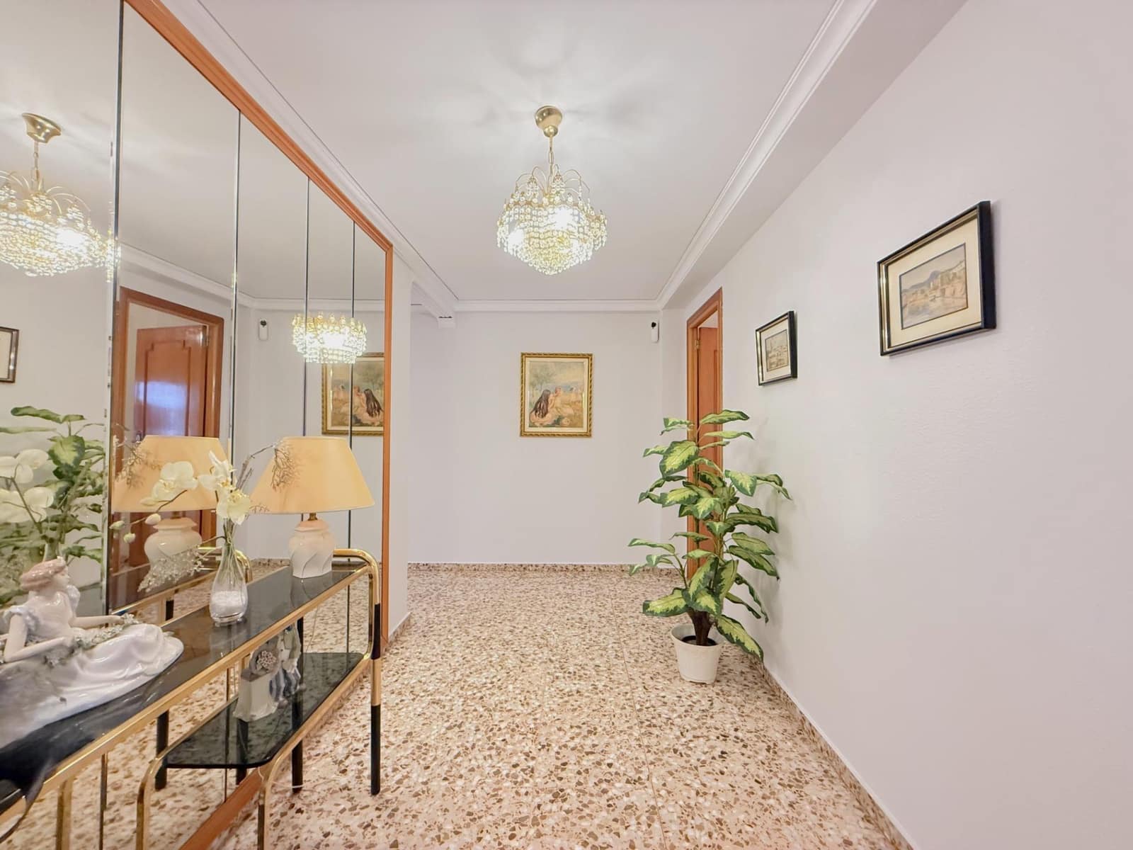 4 chambre Appartement à vendre à Gandia avec garage - 180 000 € (Ref: 9228735)