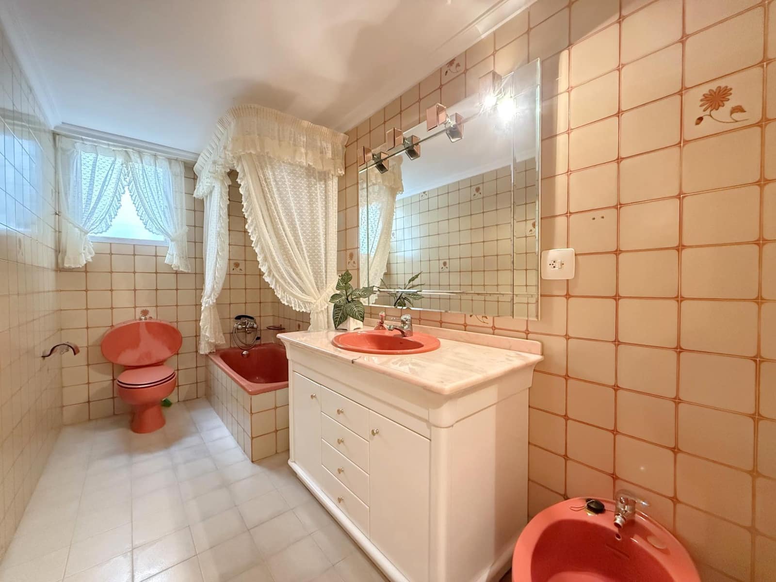 4 chambre Appartement à vendre à Gandia avec garage - 180 000 € (Ref: 9228735)