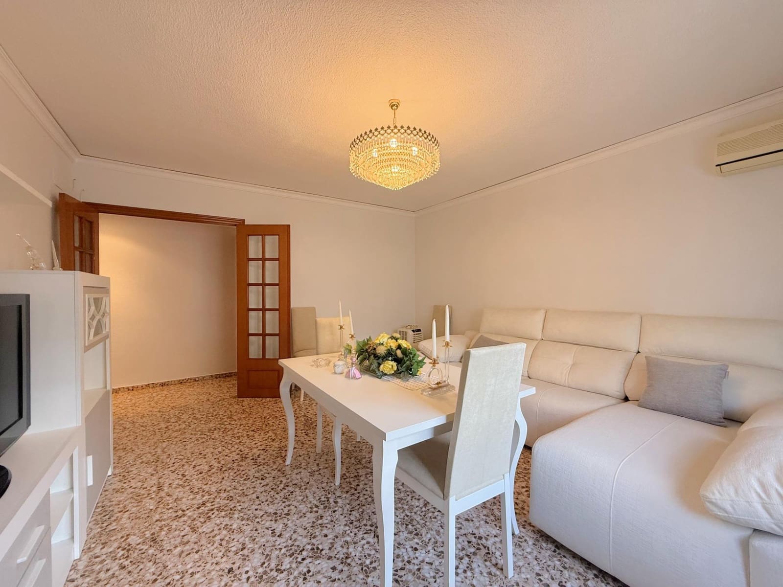 4 chambre Appartement à vendre à Gandia avec garage - 180 000 € (Ref: 9228735)