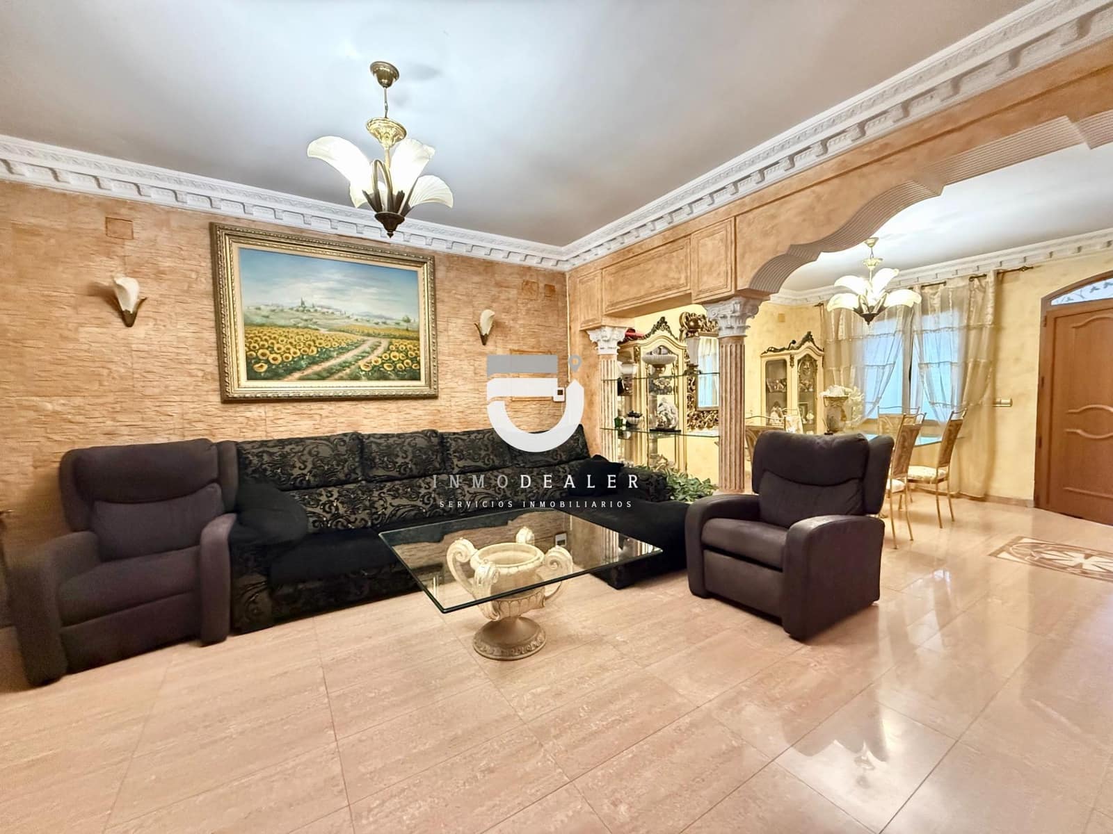 3 soverom Villa til salgs i Oliva med svømmebasseng garasje - € 320 000 (Ref: 9272790)