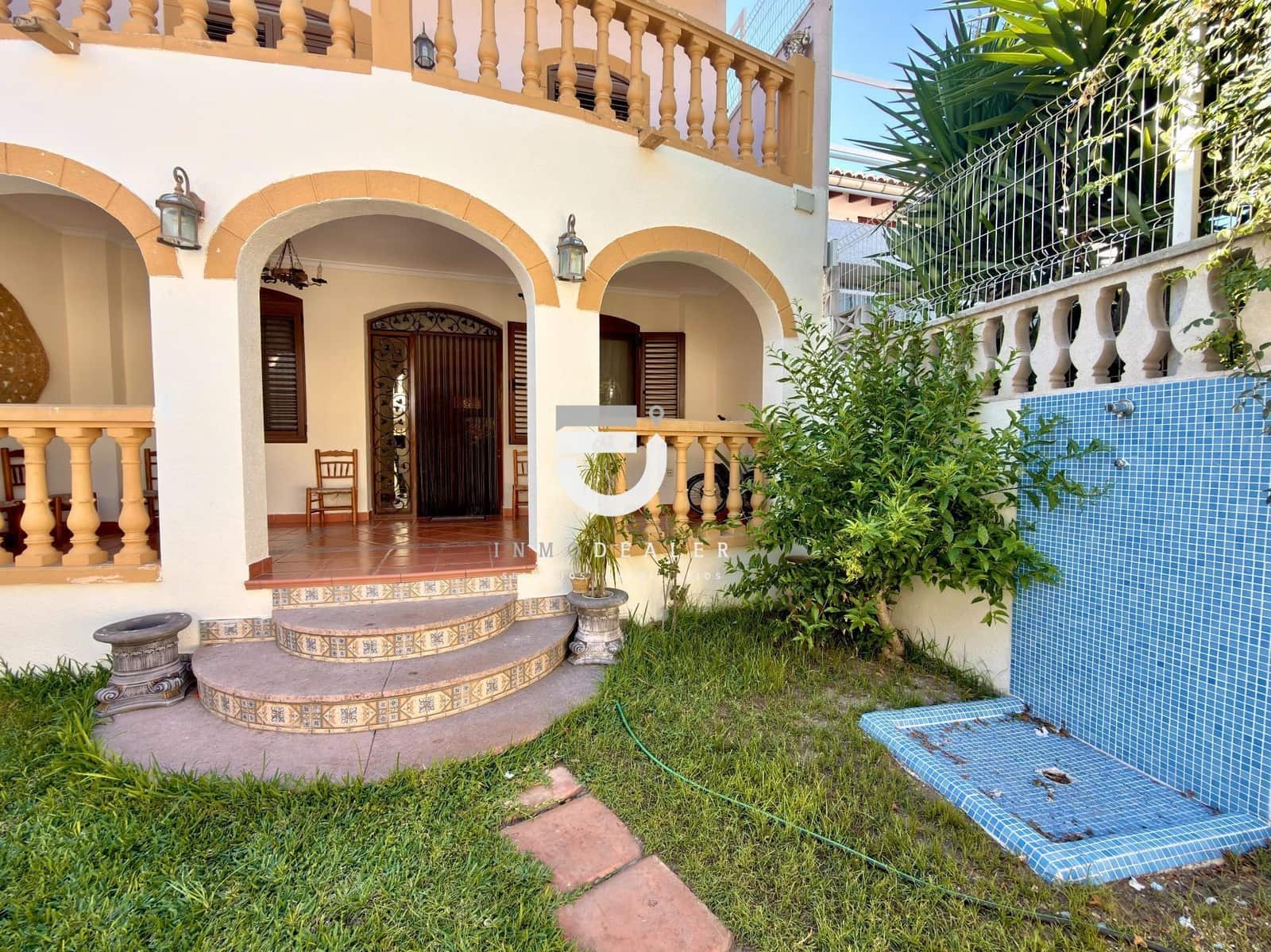 3 soverom Villa til salgs i Oliva med svømmebasseng garasje - € 320 000 (Ref: 9272790)