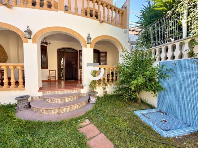 3 soveværelse Villa til salg i Oliva Pueblo, Oliva med swimmingpool garage - € 320.000 (Ref: 9272790)