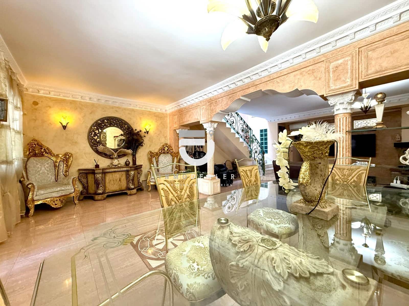 3 soverom Villa til salgs i Oliva med svømmebasseng garasje - € 320 000 (Ref: 9272790)