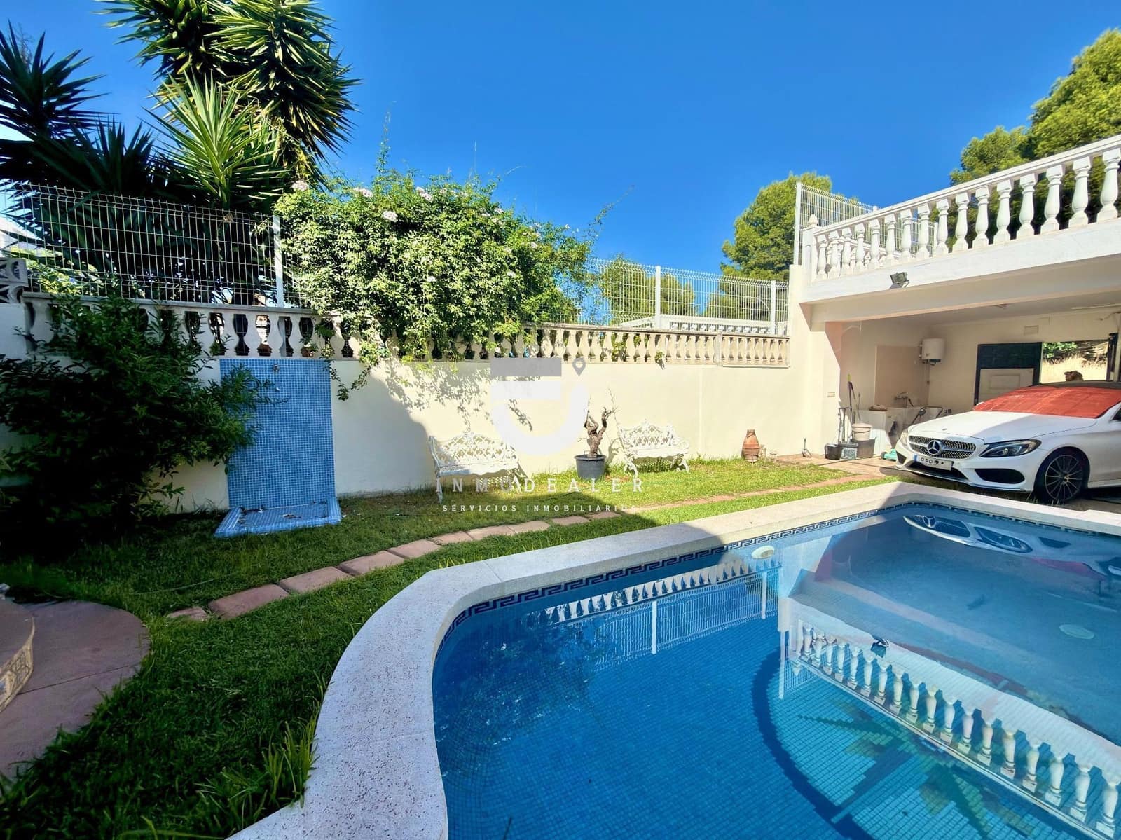 3 soverom Villa til salgs i Oliva med svømmebasseng garasje - € 320 000 (Ref: 9272790)