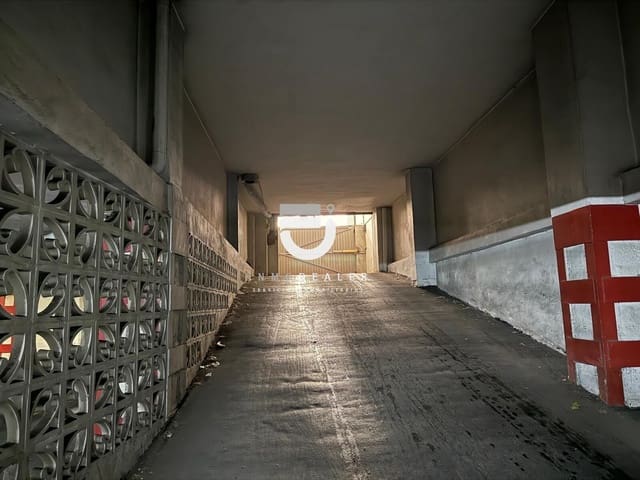 Garage for sale in Gandia - € 9,000 (Ref: 9282373)