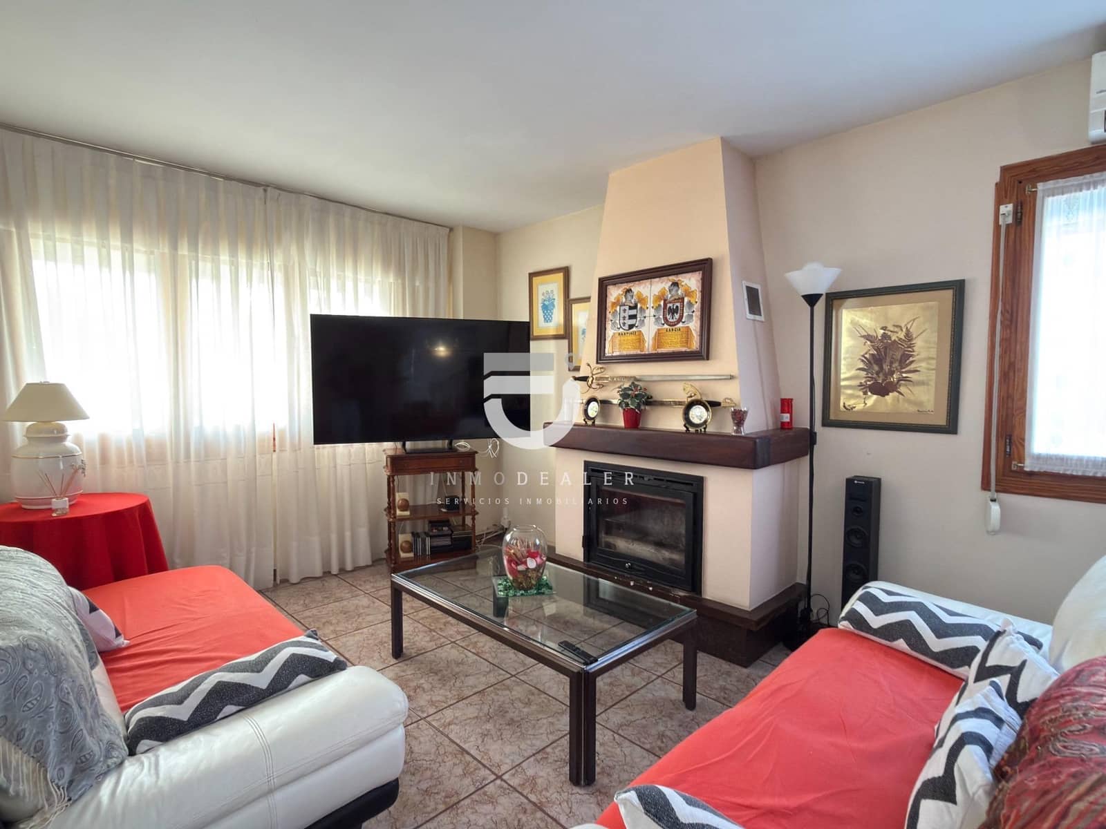 4 bedroom Terraced Villa for sale in Daimus with pool garage - € 350,000 (Ref: 9282375)