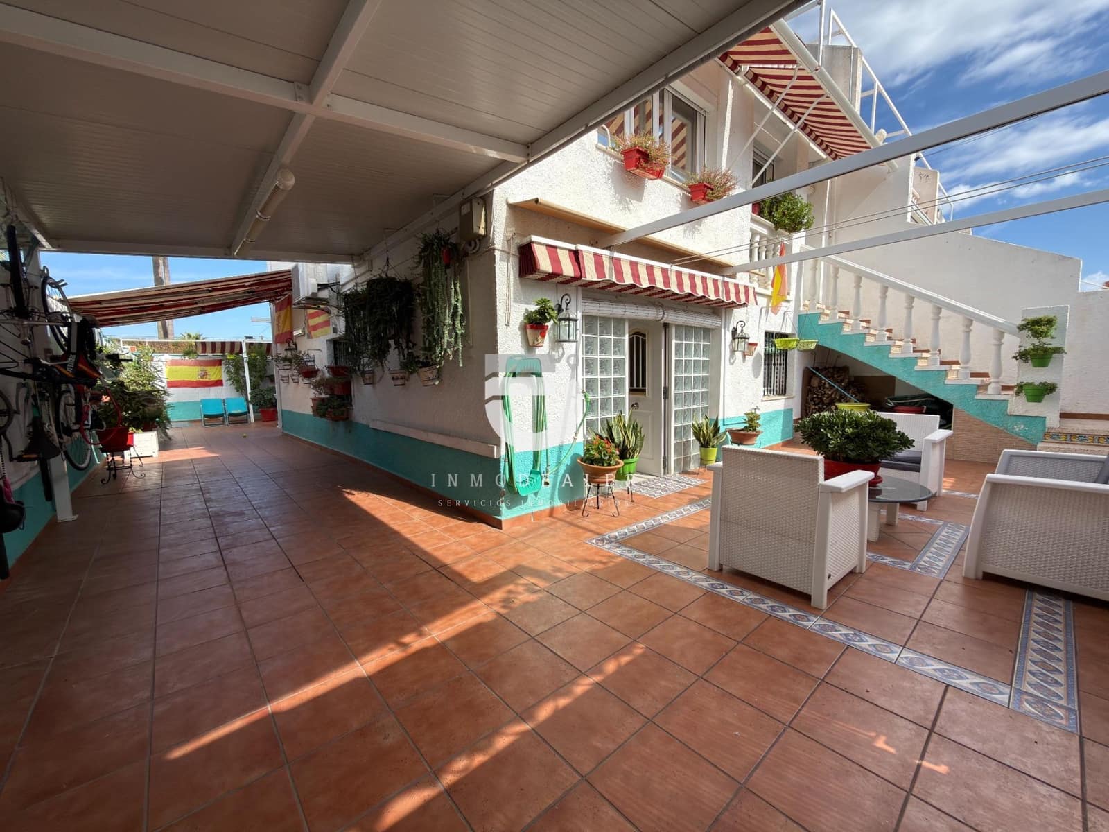 4 bedroom Terraced Villa for sale in Daimus with pool garage - € 350,000 (Ref: 9282375)