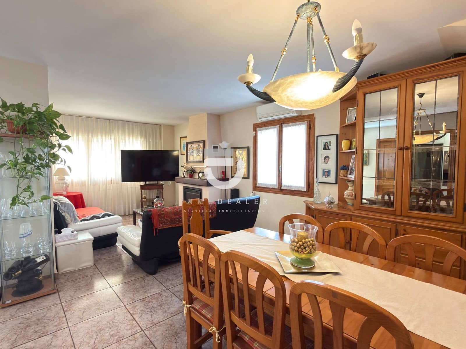 4 bedroom Terraced Villa for sale in Daimus with pool garage - € 350,000 (Ref: 9282375)