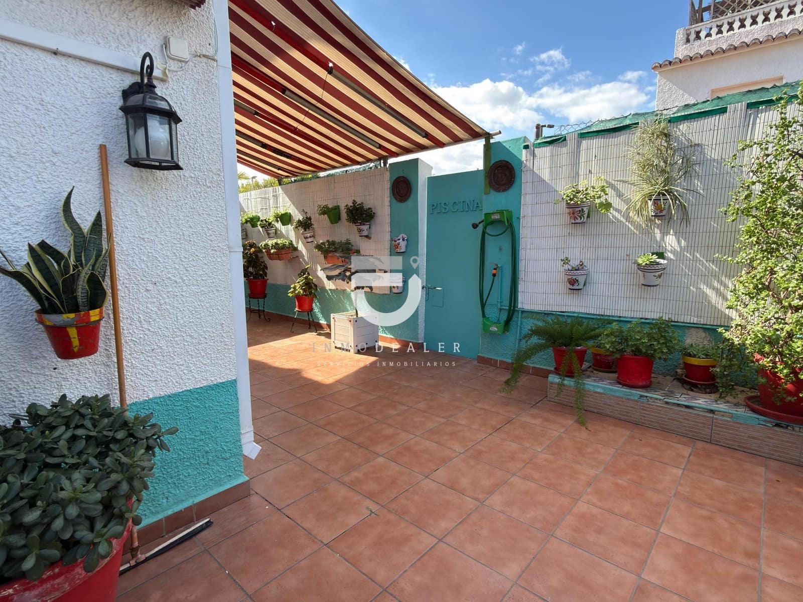 4 bedroom Terraced Villa for sale in Daimus with pool garage - € 350,000 (Ref: 9282375)
