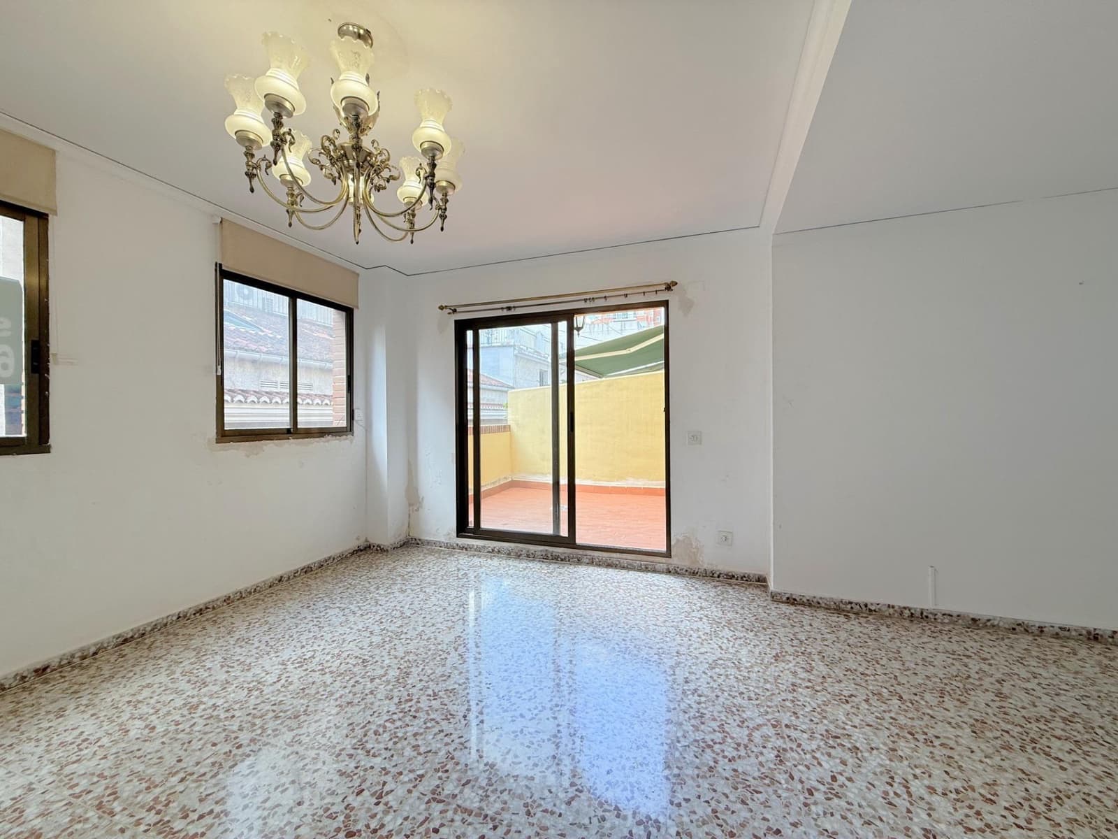 3 sypialnia Mieszkanie na sprzedaż w Gandia - 220 000 € (Ref: 9291765)