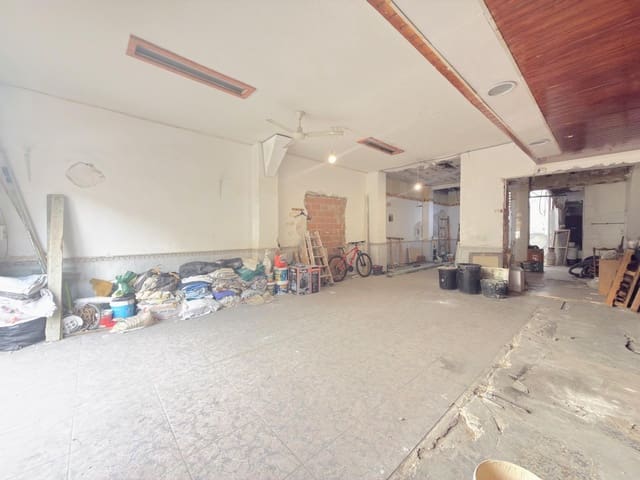 3 bedroom Townhouse for sale in Alqueria de la Comtessa with garage - € 75,000 (Ref: 9301218)