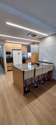 5 makuuhuone Asunto myytävänä paikassa Gandia - 186 000 € (Ref: 9335179)