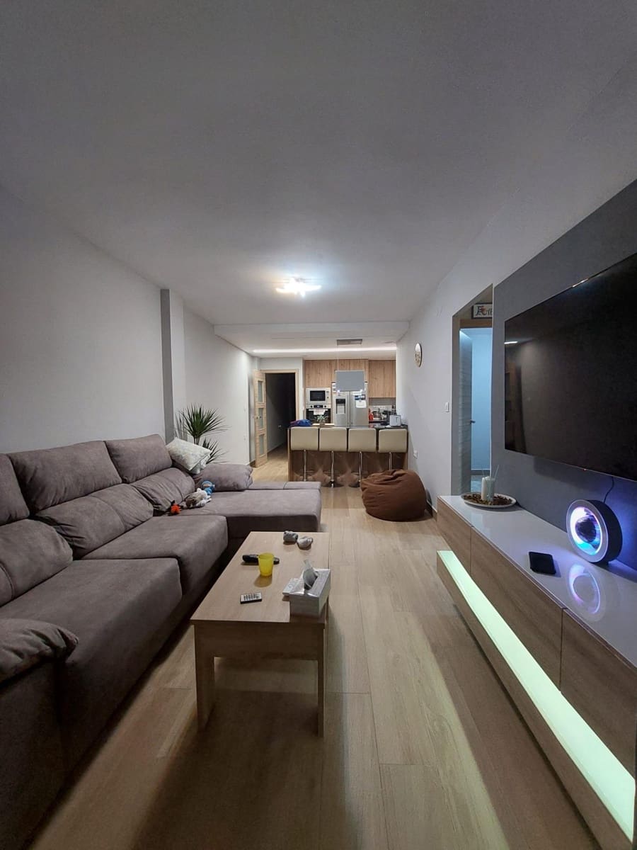 5 makuuhuone Asunto myytävänä paikassa Gandia - 186 000 € (Ref: 9335179)