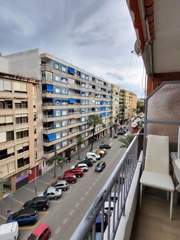 Piso de 4 habitaciones en Gandia en venta - 186.000 € (Ref: 9335179)