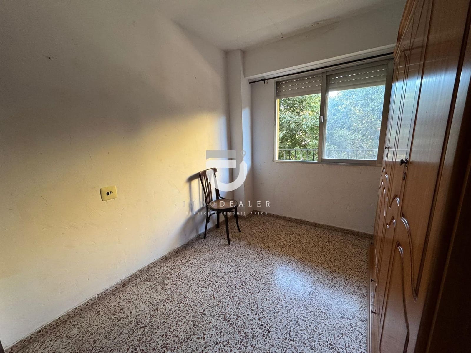 4 soveværelse Lejlighed til salg i Oliva - € 98.000 (Ref: 9359757)